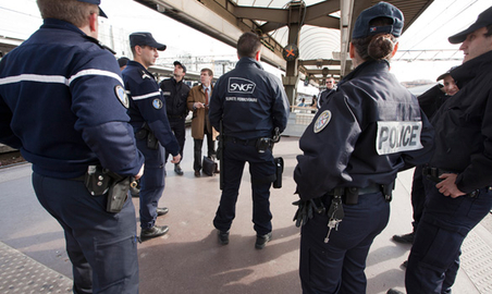 La sécurité dans les transports en commun : le service national de la police ferroviaire