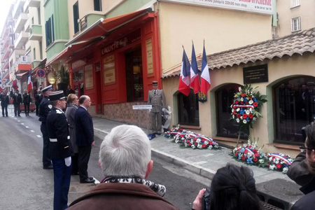 Photo de la cérémonie d'hommage au préfet Erignac à Ajaccio le vendredi 6 février 2015