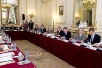 Période estivale : Brice HORTEFEUX appelle les préfets de zone et d'Ile de France à la vigilance et à la disponibilité