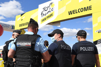 Gendarmes sécurité Tour de France