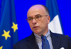 Indignation de Bernard Cazeneuve après l'agression d'un responsable des "Restos du Coeur" à Montreuil