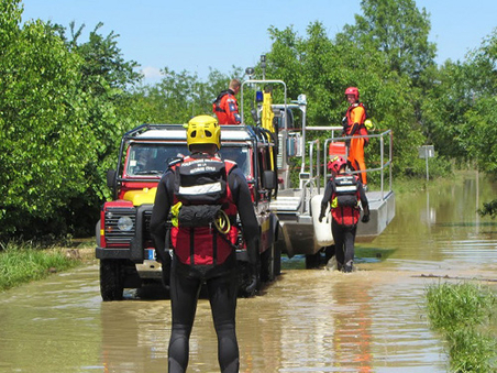 40 sapeurs-sauveteurs de Nogent-le-Rotrou sur les inondations en Serbie - © Sécurité civile