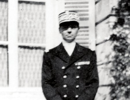 Jean Moulin photographié par la secrétaire de la préfecture.