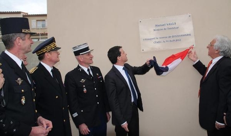 Inauguration de la brigade de gendarmerie de Céret par Manuel Valls