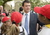 Manuel Valls rencontre les enfants du City Raid Andros
